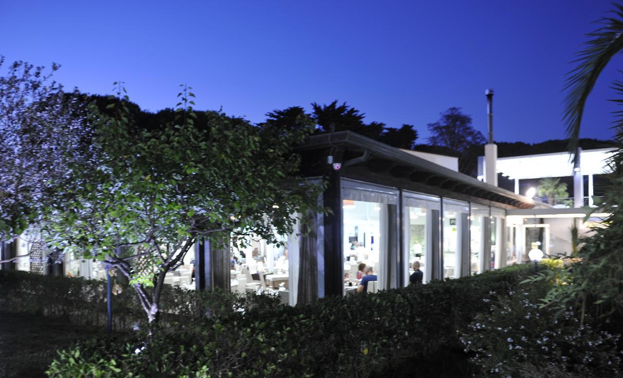 La Serra Holiday Village & Beach Resort Baia Domizia Exterior foto