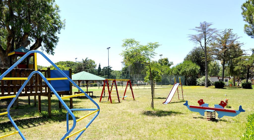 La Serra Holiday Village & Beach Resort Baia Domizia Exterior foto