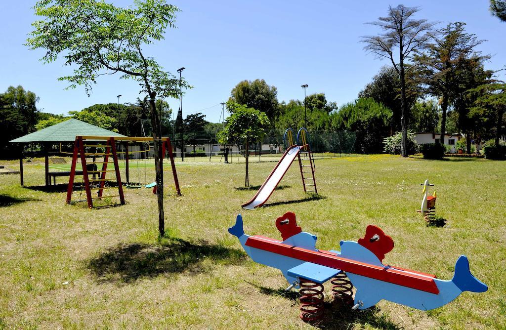 La Serra Holiday Village & Beach Resort Baia Domizia Exterior foto