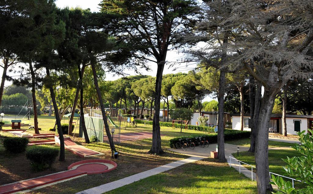 La Serra Holiday Village & Beach Resort Baia Domizia Exterior foto